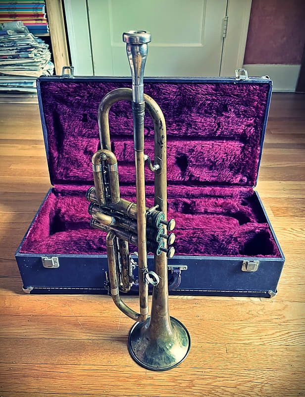 F.E. Olds & Son Fullerton, CA Ambassador Trumpet 1956-1957 [see video]