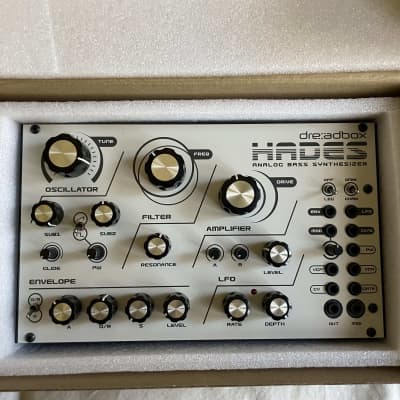 Hikari Instruments Duos - Desktop Synthesizer 2022 - silver Hikari Instruments Duos - Desktop Synthesizer 2022 - silver