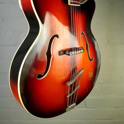 C1961 HOYER Perloid Esquire 19 with a solid top Archtop. image 6