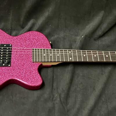Daisy Rock Rock candy w/ Case, Amp. Orig Box - Pink sparkle image 13