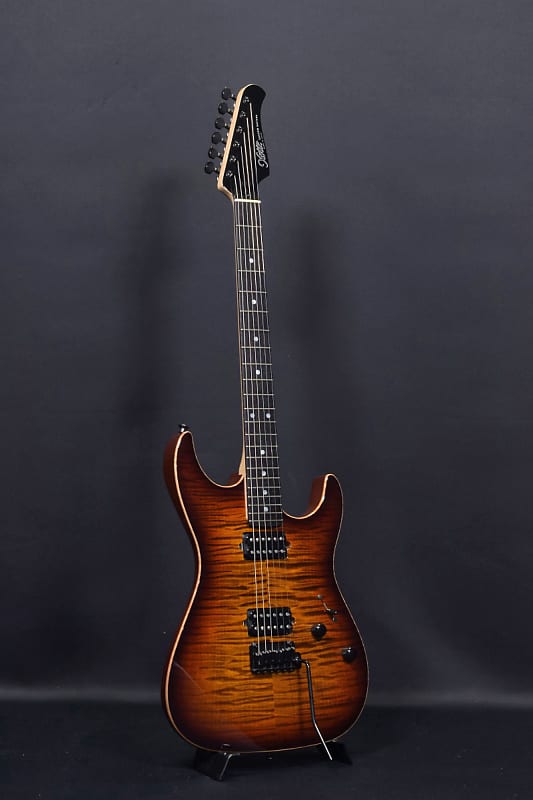 XOTIC XS-CORE Bent-Top Tiger Eye Burst (S/N:20002) (10/25)