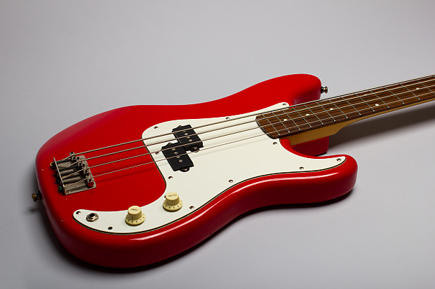 Squier bullet bass korea top