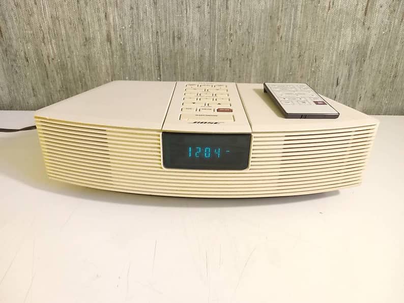 Bose Wave Radio AWR11W AM/FM Alarm Clock Radio with Remote Reverb