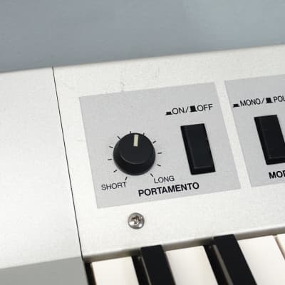 Yamaha KX5 Vintage MIDI Remote Keyboard Controller Keytar Silver image 7