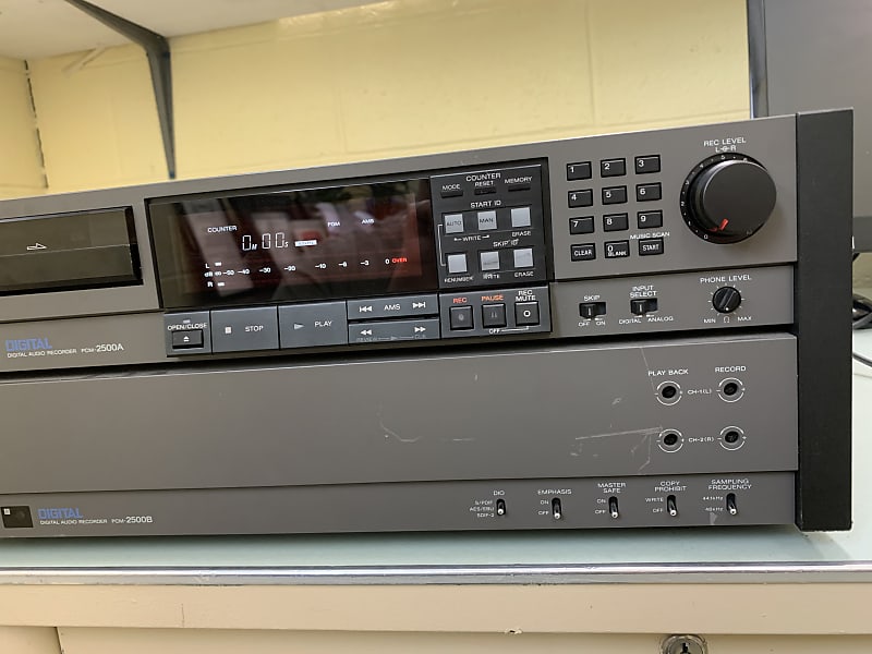 Sony PCM-2500A 2500B Studio Digital Audio Recorder DAT Tape PCM-2500  Interface