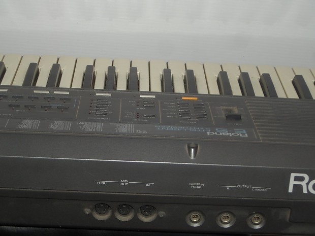 Roland e5 intelligent synthesizer cheap