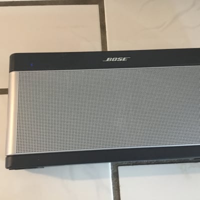 Bose Bluetooth soundlink speaker iii Black / Gray image 1