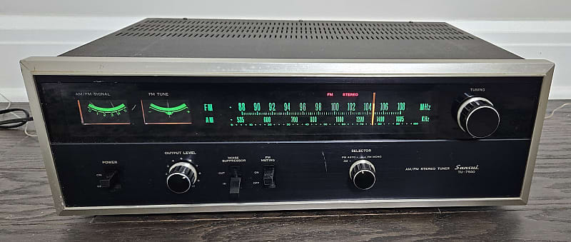 Sansui TU-7500 Vintage Stereo Tuner - Cleaned Controls - Works Great