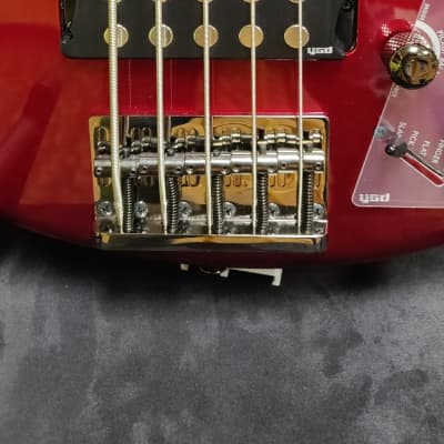 Yamaha TRBX305 5-String Bass Candy Apple Red w/ Rosewood  Fretboard image 5