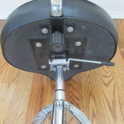 Roc N Soc Pro Series Hydraulic Lift Drum Throne, Bicycle Saddle, Backrest - Excellent Condition image 10