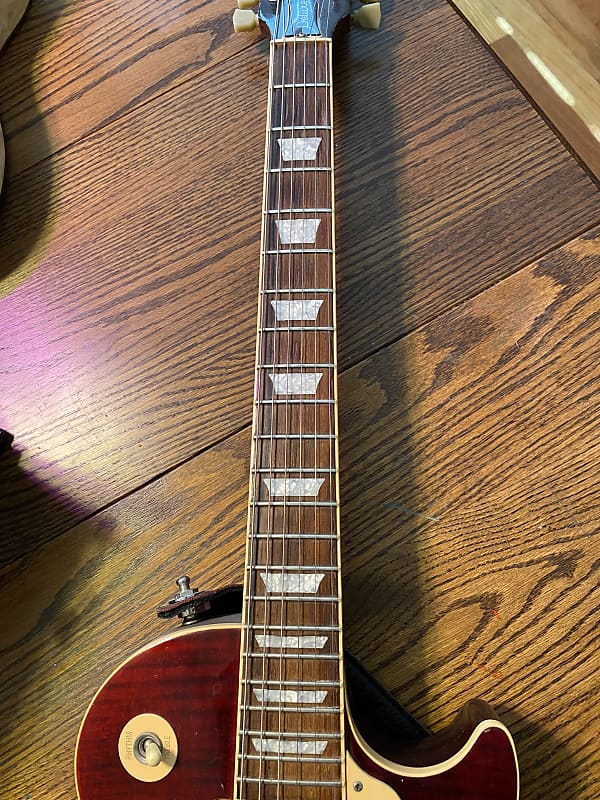 Gibson Les Paul Deluxe 30th Anniversary 2000 - 2001