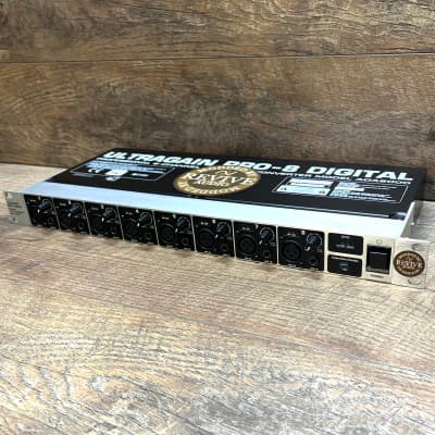 Behringer Ultragain Pro-8 Digital ADA8000 8-Channel Mic