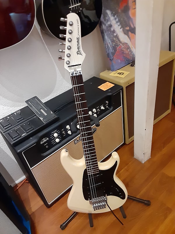 Ibanez Roadstar 2 1986 - Creme White | Reverb