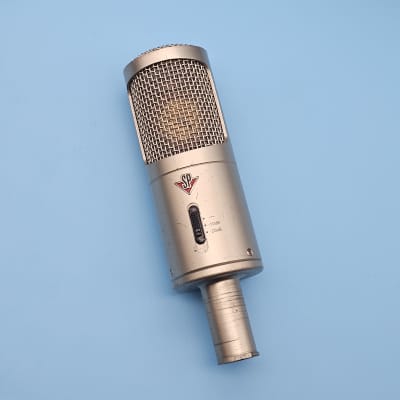 Amazon | Studio Projects B1 Vocal Condenser Microphone