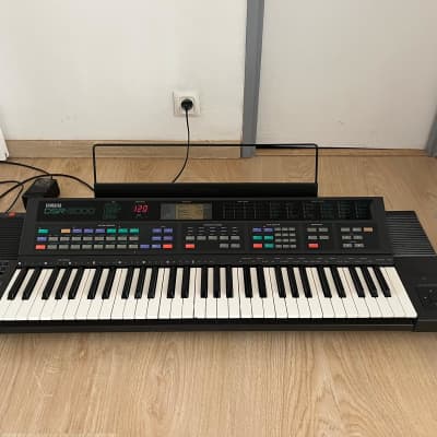Synthétiseur FM / Clavier / Piano YAMAHA DSR-2000
