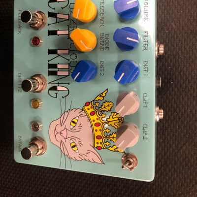 Fuzzrocious Cat King Dual Distortion