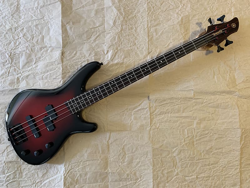 Yamaha Motion Bass MB-40 Redburst MIJ Japan EXcellent Condition 90s 32inch  scale electric bass guitar Gigbag and Owners Manual
