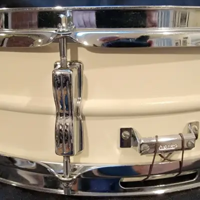 Ludwig 5x14 Acrolite Snare Drum (Antique White Finish) Blue&Olive Badge 1978 image 3