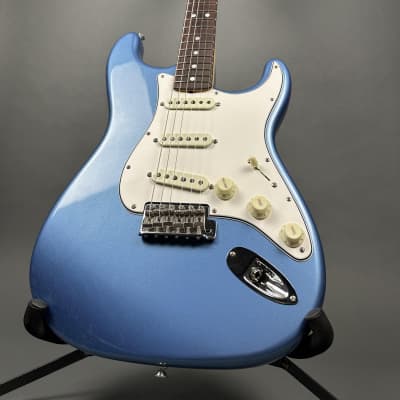 Fender Custom Shop 1966 Stratocaster - Aged Lake Placid Blue image 2