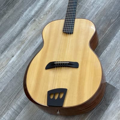 Batson Auditorium Acoustic Guitar 2019 North American Sycamore/Sitka Spruce for sale