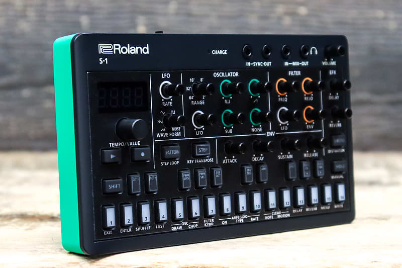 Roland S-1 Tweak Synthesizer Analog Circuit Behavior Ultra