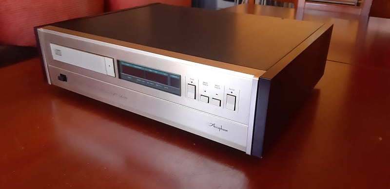Accuphase DP 70 CD Player image 1