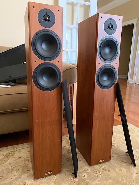 Tannoy Revolution r3 2018 Cherry