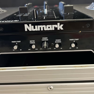 Numark NS7 DJ Controller w/ Road Case image 13