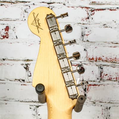 Fender - 2019 Vintage Custom '62 - Stratocaster® Electric Guitar - Maple Neck - 3-Color Sunburst - x5035 image 6