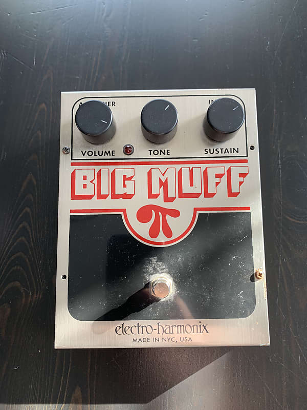 Electro-Harmonix Big Muff Pi EC 3003 REV C | Reverb