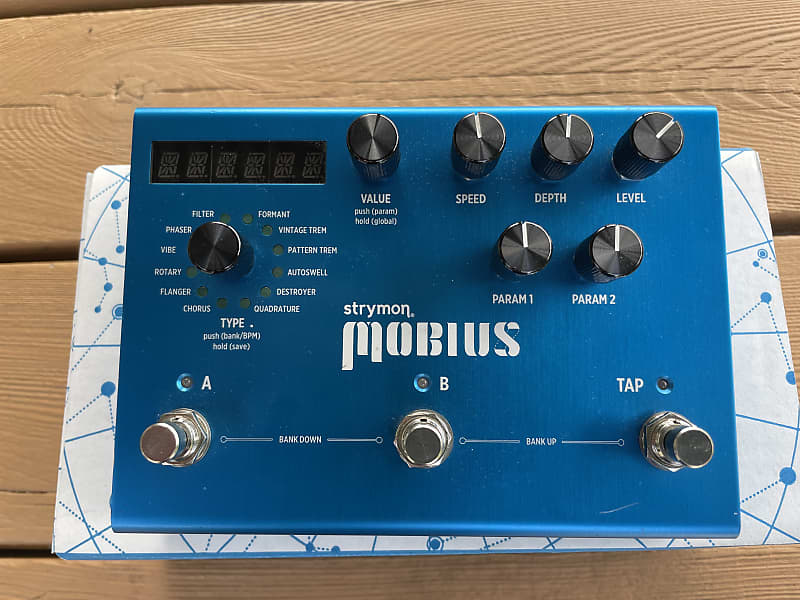Strymon Mobius