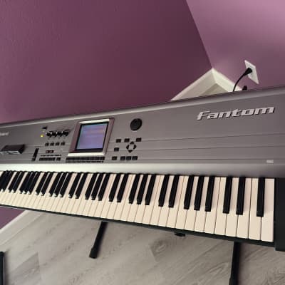 Roland Fantom FA-76 76-Key Music Workstation 2002 - 2003 - Silver