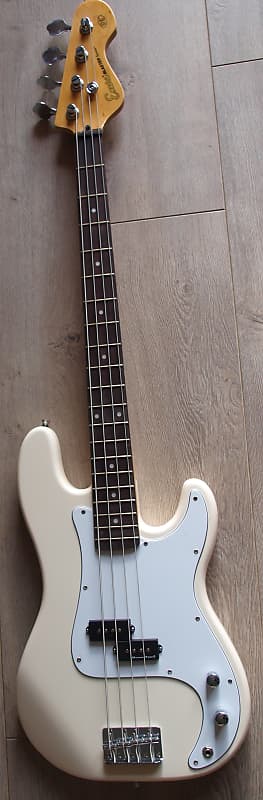 Encore e4 bass guitar hotsell