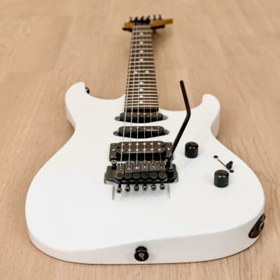 ギター Charvel by Jackson DK-065 SSH 1990 Charvel Jackson DK-065-SSH Vintage Superstrat Black