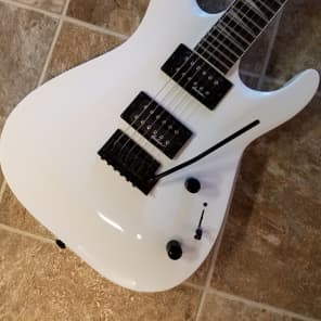 Jackson JS22 Dinky, DKA, Snow White 2016 | Reverb