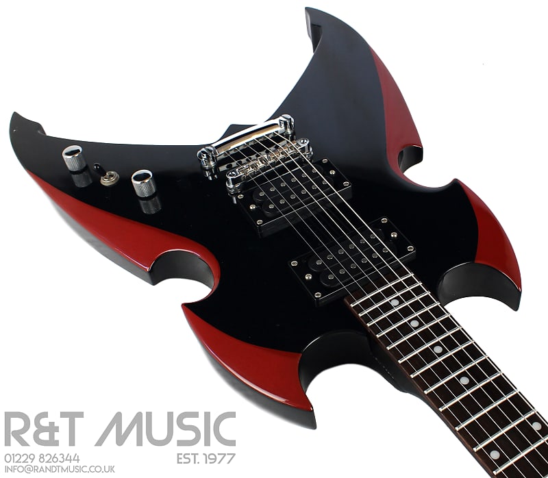 Silvertone PSAP1 Apocalypse KISS Paul Stanley Signature Electric Guitar in  Liquid Sparkle Black