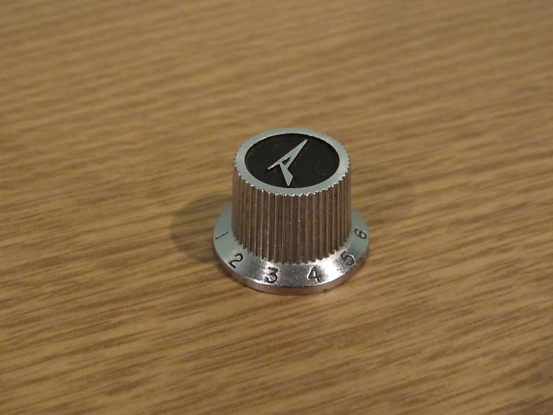 1982 Peavey T40 Bass Knob Reverb