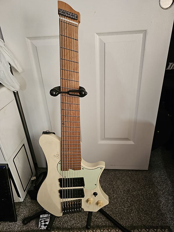 GOC guitars SATYA 8 8弦ギター　ヘッドレス GOC 