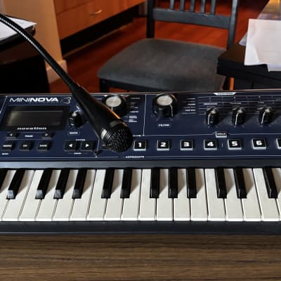 Novation MiniNova 37-Key 18-Voice Synthesizer 2012 - Present Blue