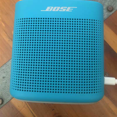 Bose Soundlink Color II Bluetooth 1990's - Blue image 1
