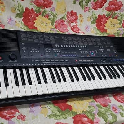 Yamaha PSR-510 61 Key MIDI Portable Keyboard Synthesizer Piano