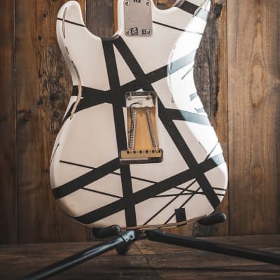 EVH Striped Series '78 Eruption, Maple Fingerboard, White with Black Stripes Relic image 7