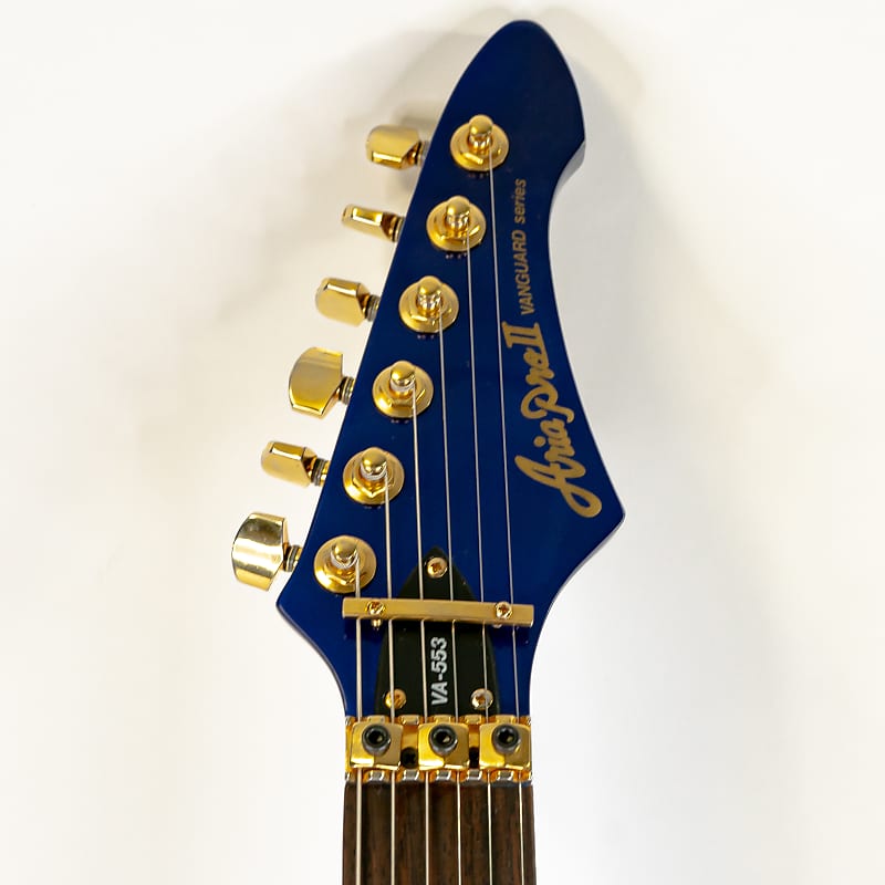 Aria Pro II 2 Vanguard VA-553 Mid '90s - Metallic Blue