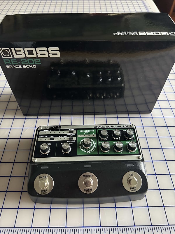 Boss RE-202 Space Echo