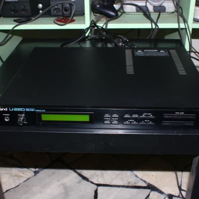 Roland U-220 – Fully Functional, 80s Sounds, Good Condition