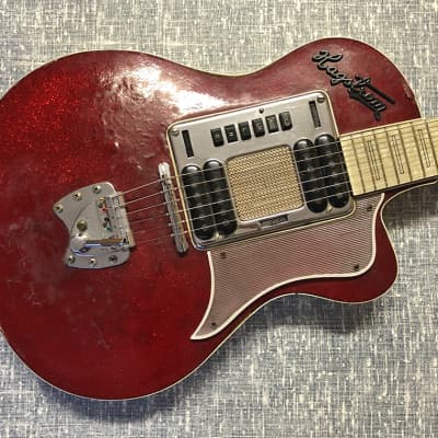 Hagstrom P-46 DeLuxe 1961  - Red Sparkle image 3