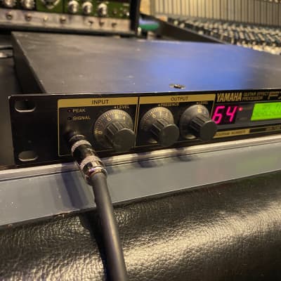 【中古】YAMAHA FX770 GUITAR EFFECT PROCESSOR Yamaha FX770 Guitar Effect Processor Vintage Made in Japan