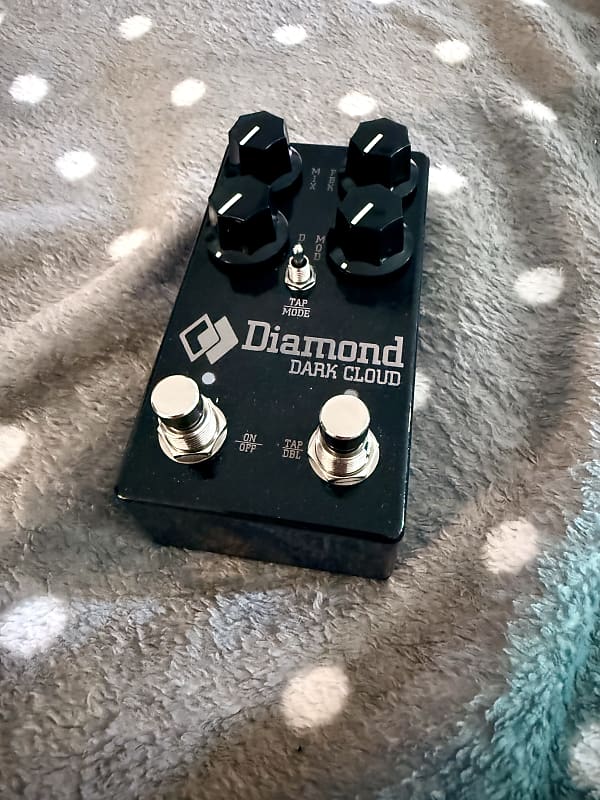 Diamond Dark Cloud