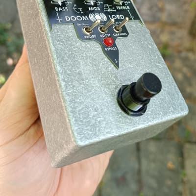 DIY DoomLord guitar pedal with Boost (inspired by Sunn model T Pre-Amp) 2025 - Alu / Black image 4
