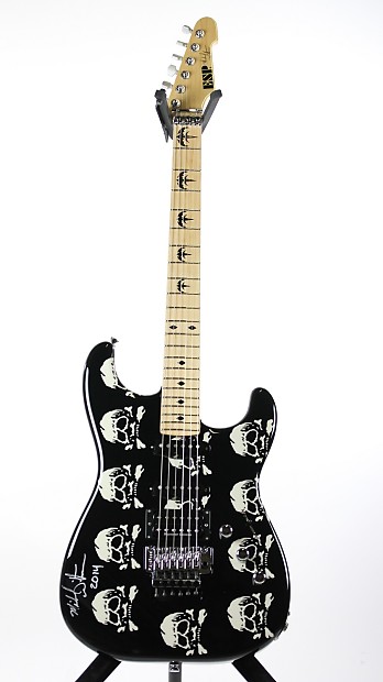 Esp skull guitar on sale